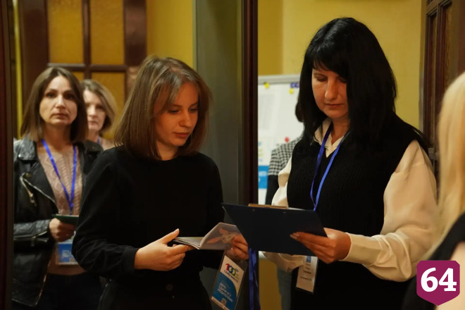 В Саратове родители выпускников сдали ЕГЭ по русскому языку 